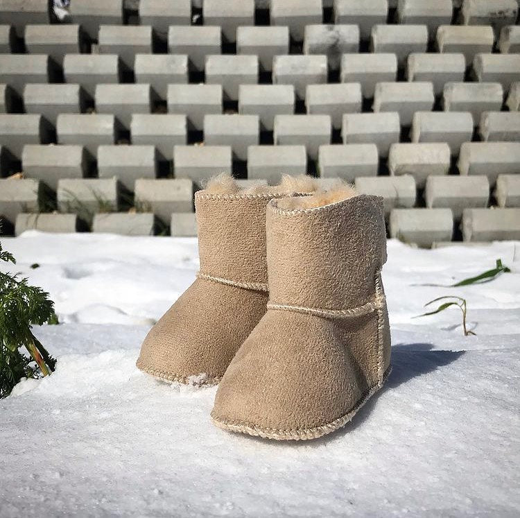 otroški topli škorenjčki- bež 0-6m